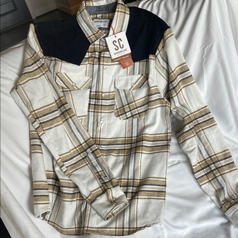 Sovereign Code Casual Black and Tan Button Down Shirt